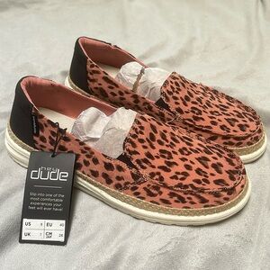 Hey Dude size 9 Lena leopard rose new with tags